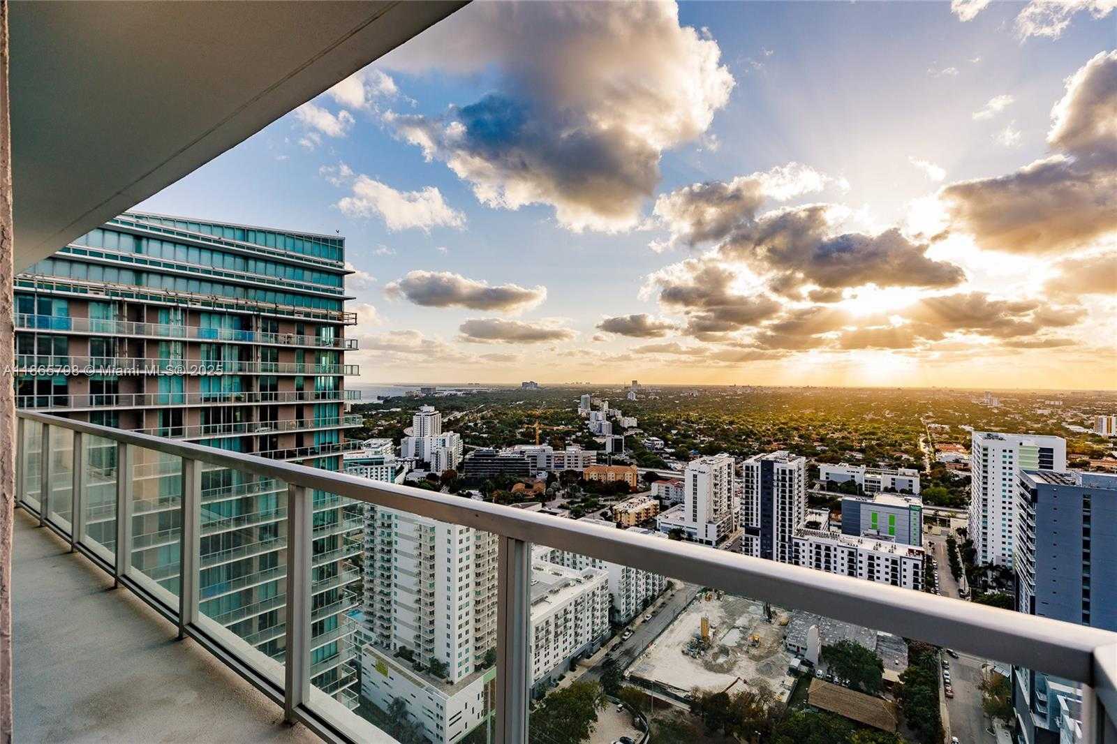 Small Image of 1111 SOUTH WEST 1ST AVE #3425-N, Miami Number 24