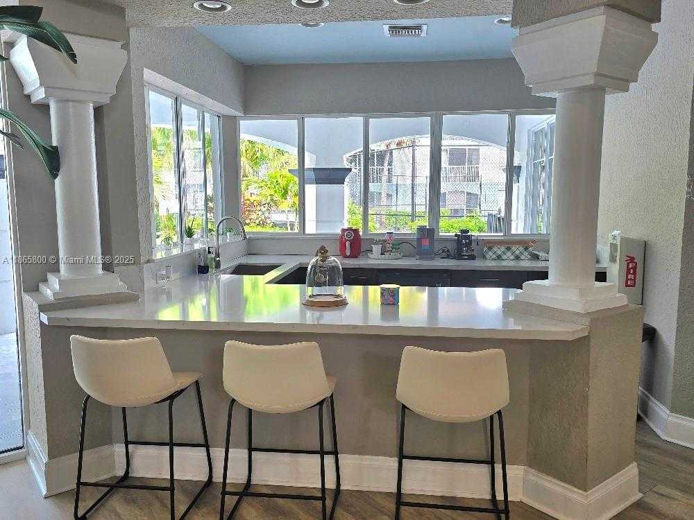 Small Image of 4555 NORTH WEST 99TH AVE #102, Doral Number 22