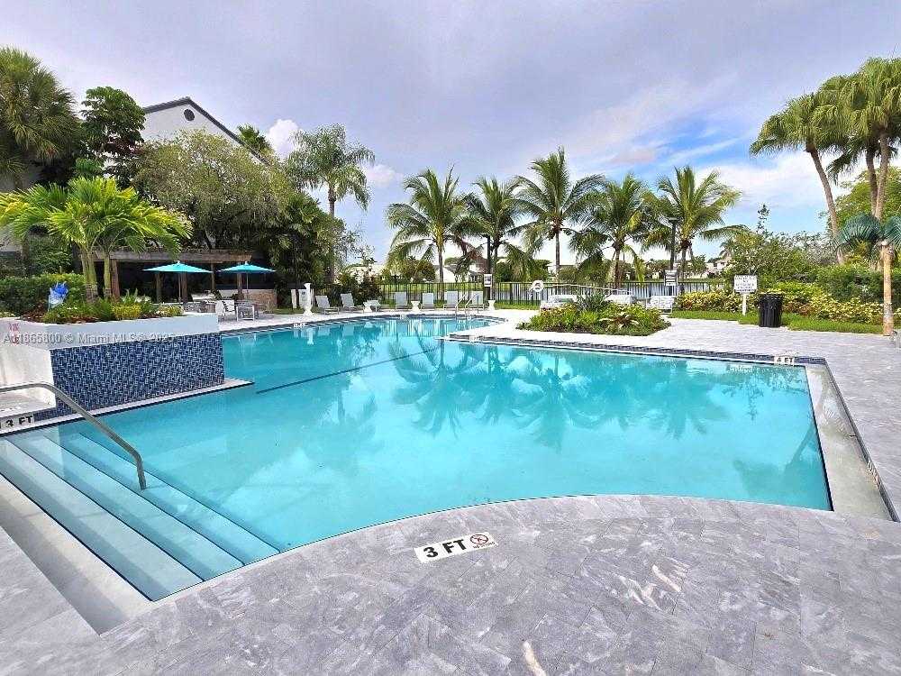Small Image of 4555 NORTH WEST 99TH AVE #102, Doral Number 25