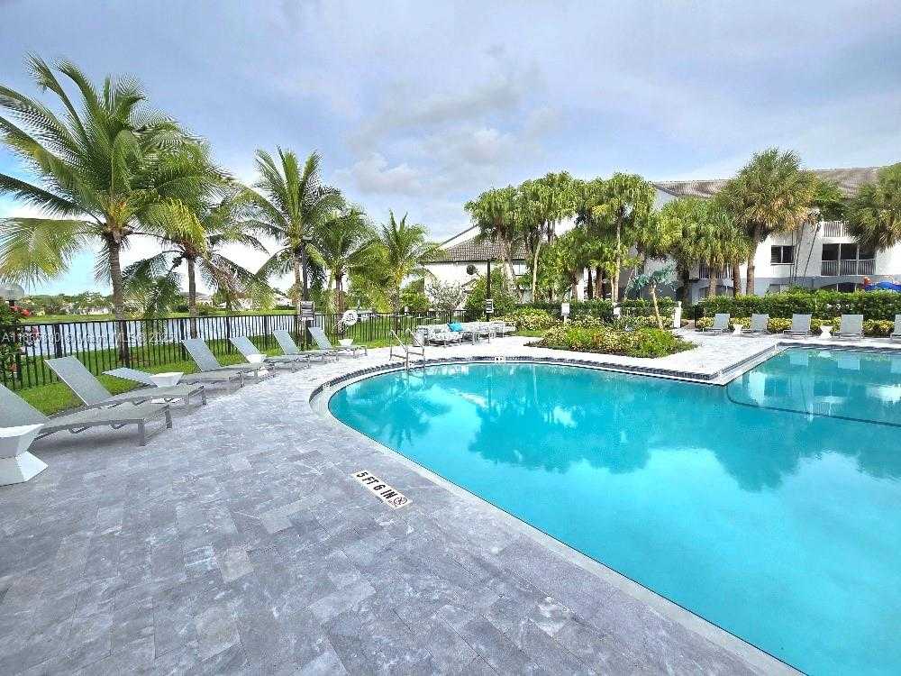 Small Image of 4555 NORTH WEST 99TH AVE #102, Doral Number 26