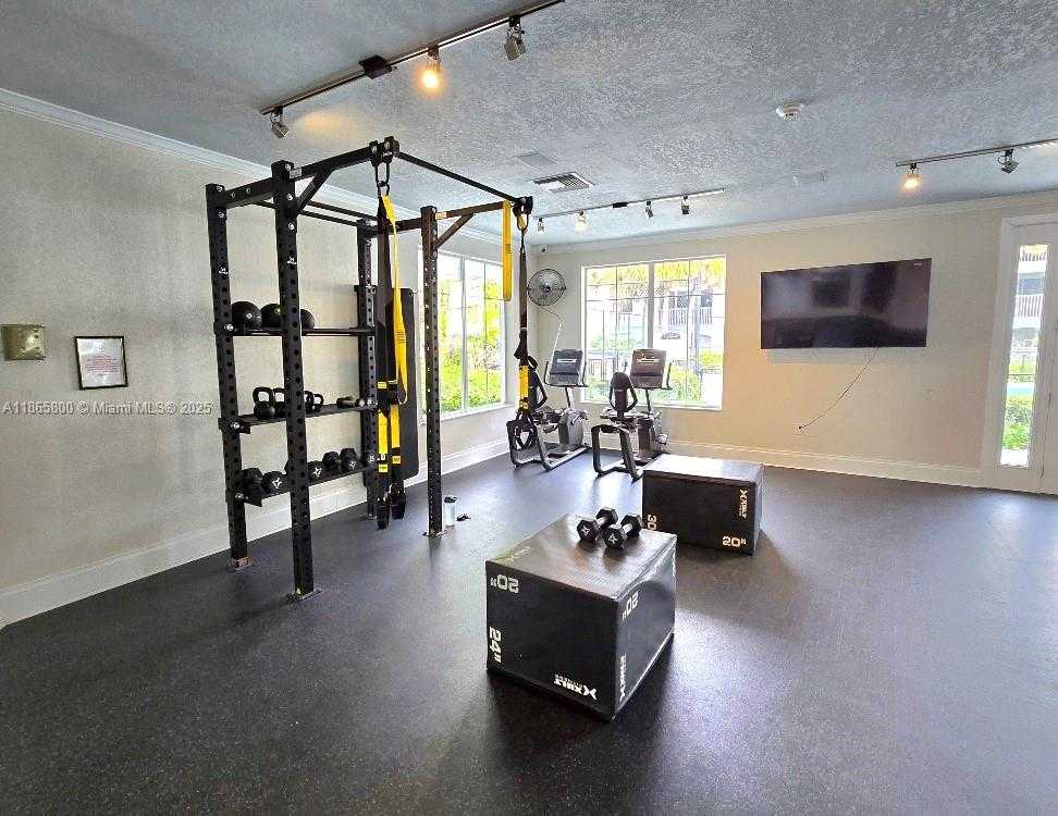 Small Image of 4555 NORTH WEST 99TH AVE #102, Doral Number 32