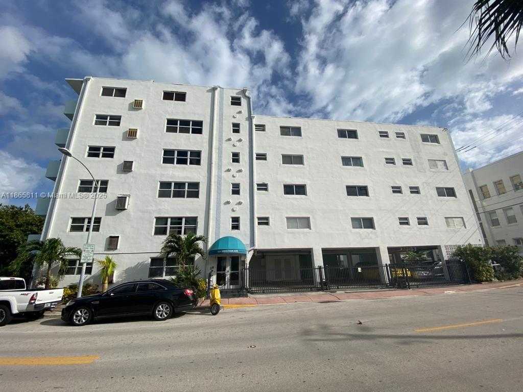 Small Image of 801 MERIDIAN AVE #2E, Miami Beach Number 10