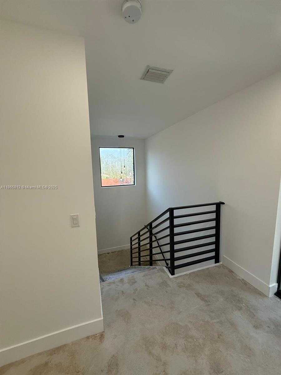 Small Image of 2242 NORTH WEST 99TH TER #B, Miami Number 10