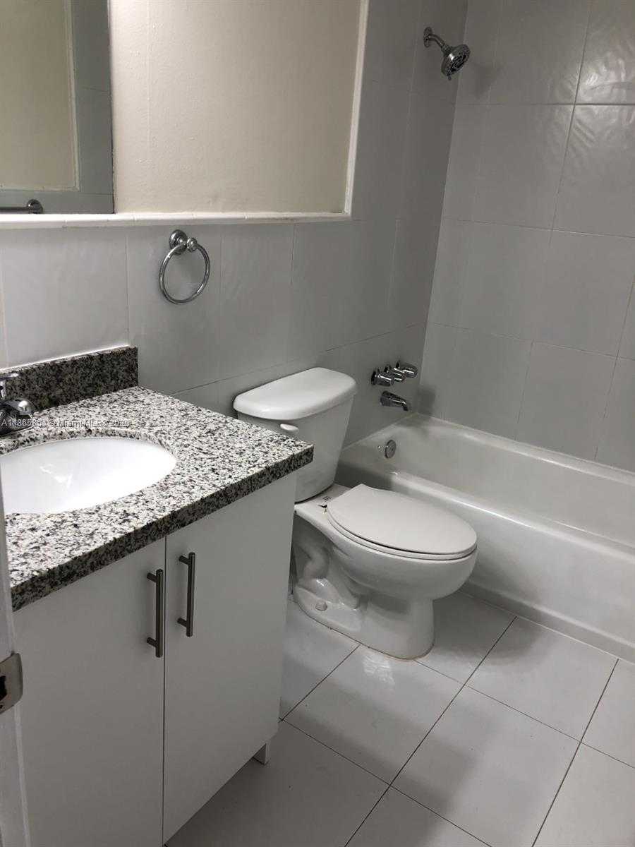 Small Image of 7740 CAMINO REAL #G-302, Miami Number 21