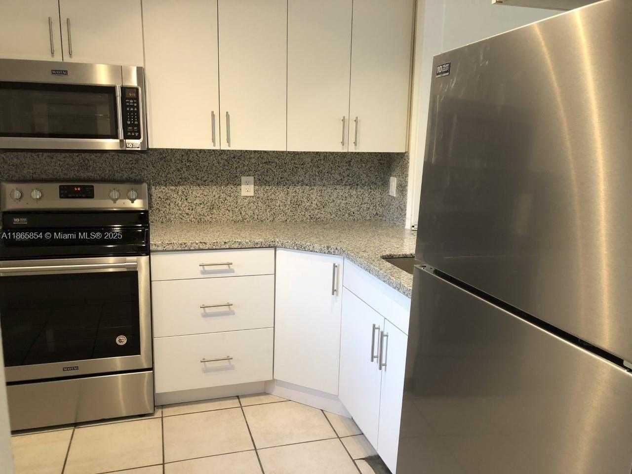Small Image of 7740 CAMINO REAL #G-302, Miami Number 28