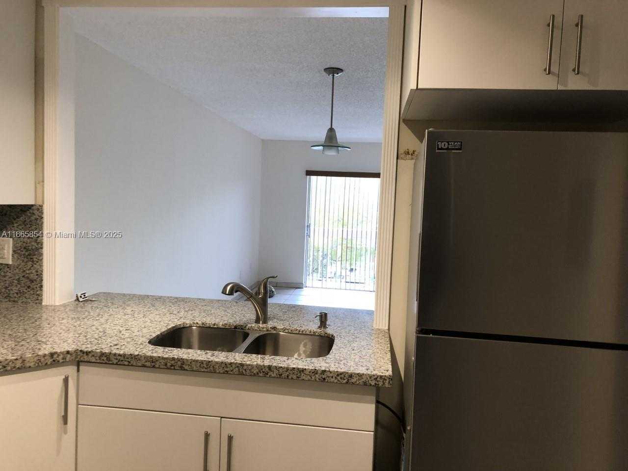 Small Image of 7740 CAMINO REAL #G-302, Miami Number 30