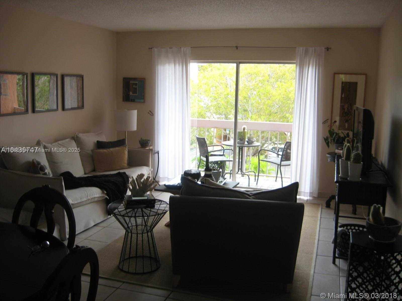 Small Image of 7740 CAMINO REAL #G-302, Miami Number 6