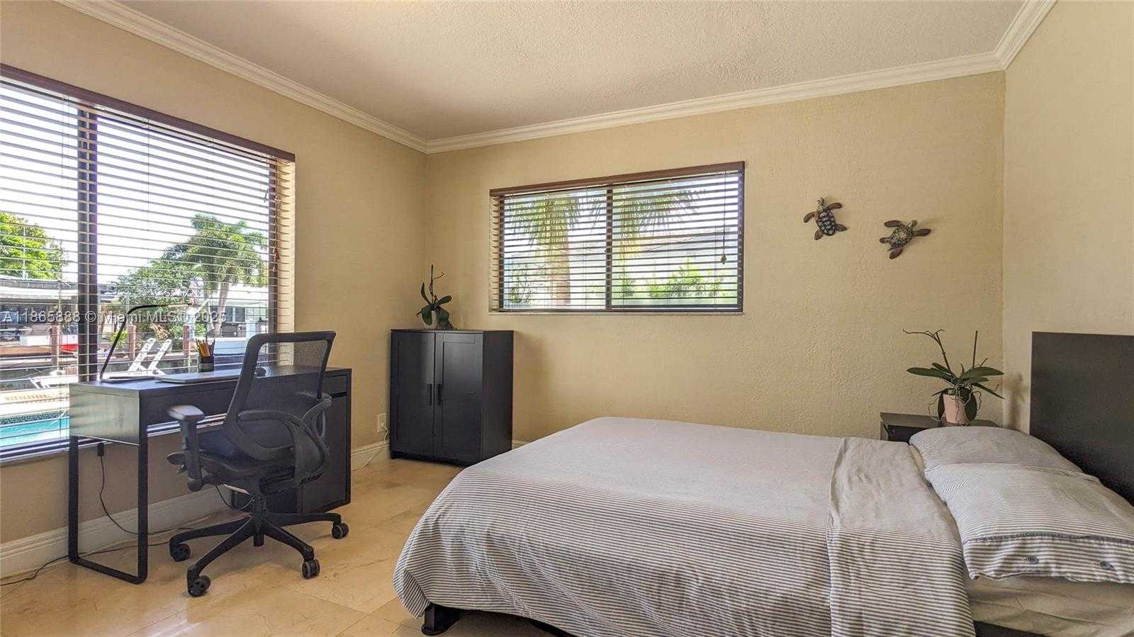 Small Image of 2349 SOUTH EAST 12TH ST, Pompano Beach Number 15