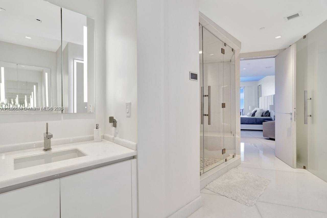 Small Image of 701 NORTH FORT LAUDERDALE BEACH BLVD #1503, Fort Lauderdale Number 34