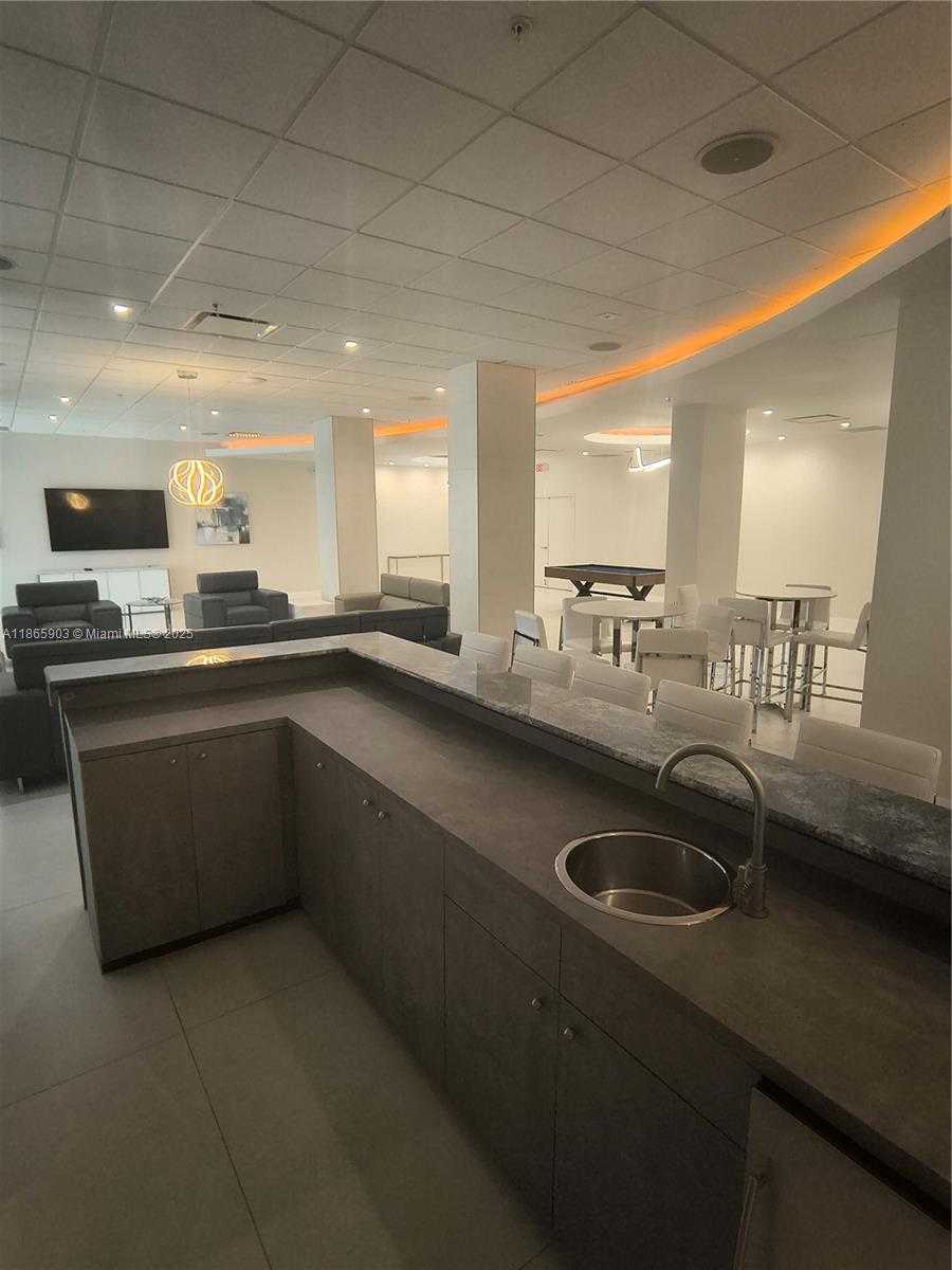 Small Image of 3001 SOUTH OCEAN DR #1535, Hollywood Number 18