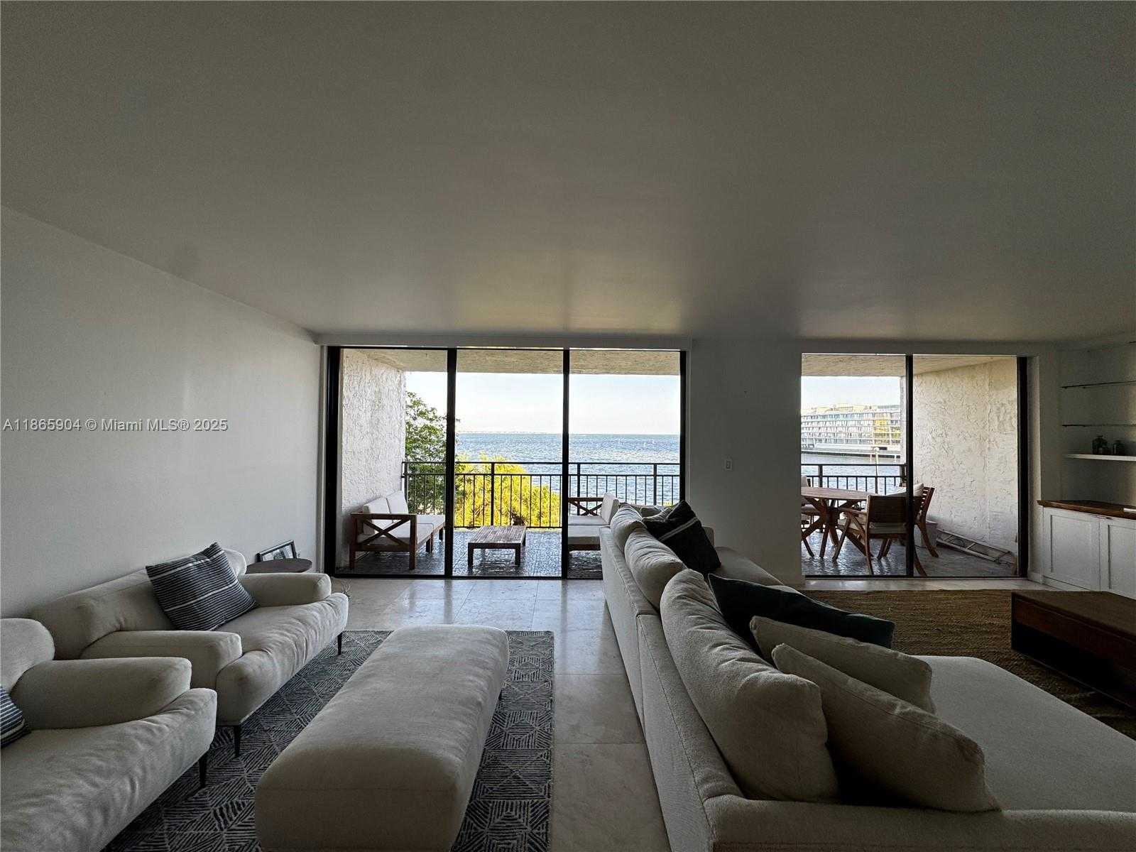 Small Image of 1632 SOUTH BAYSHORE CT #302, Miami Number 12