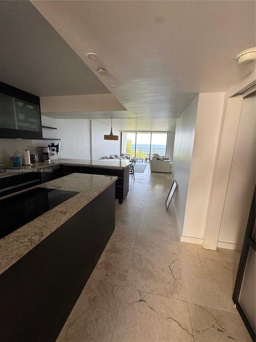 Small Image of 1632 SOUTH BAYSHORE CT #302, Miami Number 17