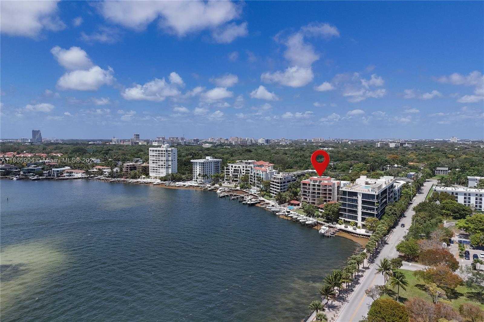 Small Image of 1632 SOUTH BAYSHORE CT #302, Miami Number 6