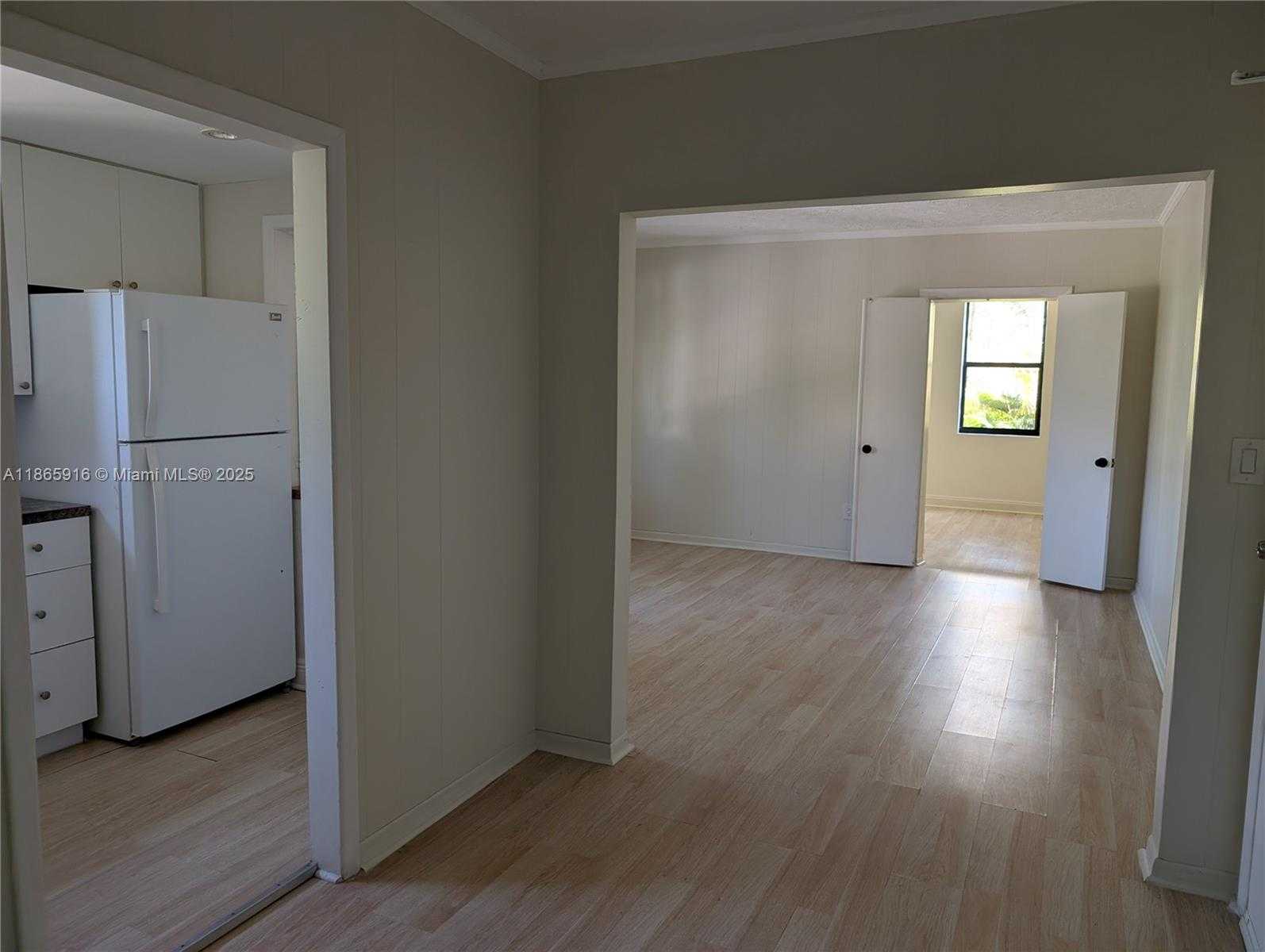 Small Image of 38 OVIEDO AVE #5, Coral Gables Number 6