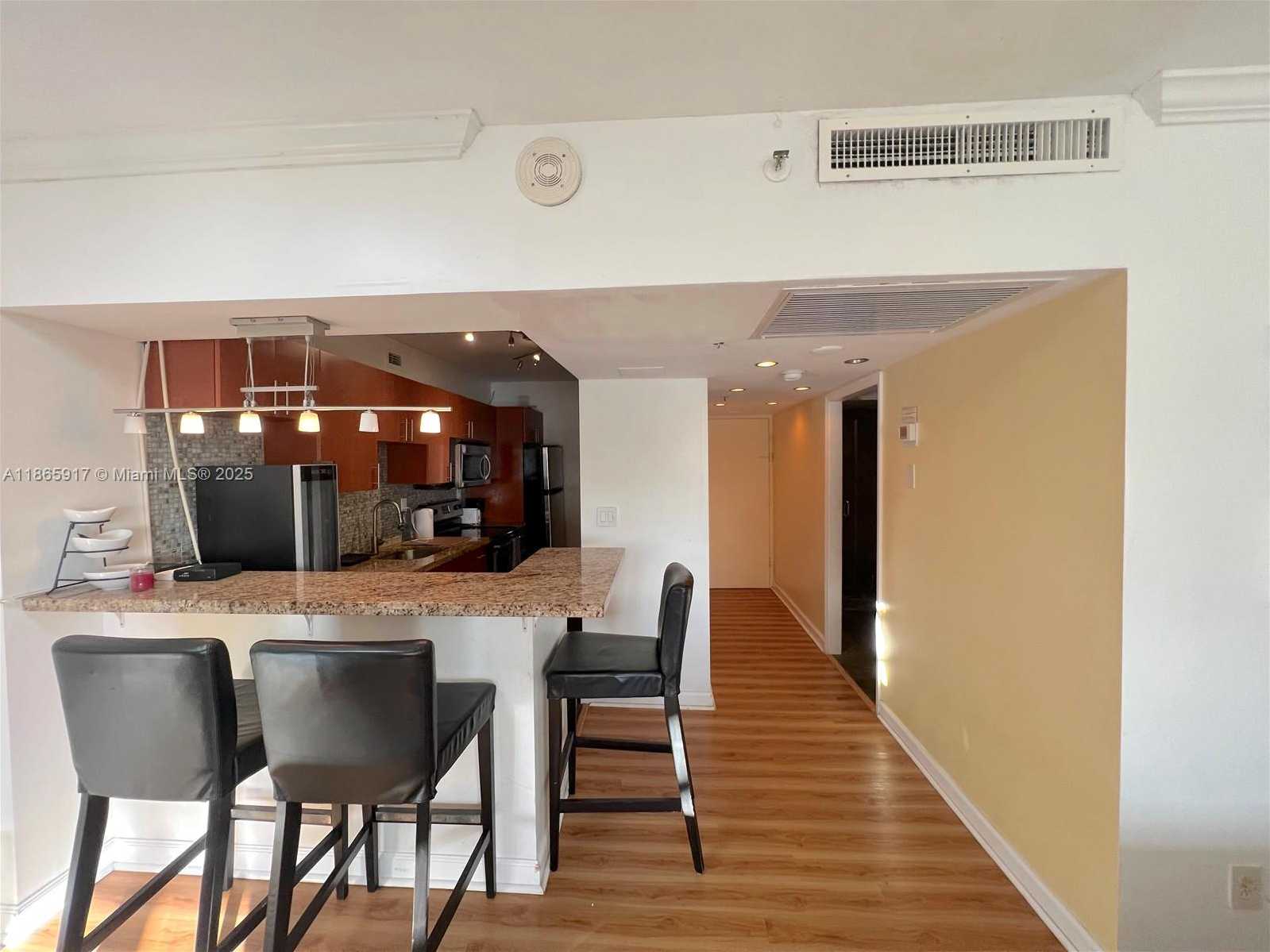 Small Image of 100 LINCOLN RD #1116, Miami Beach Number 6