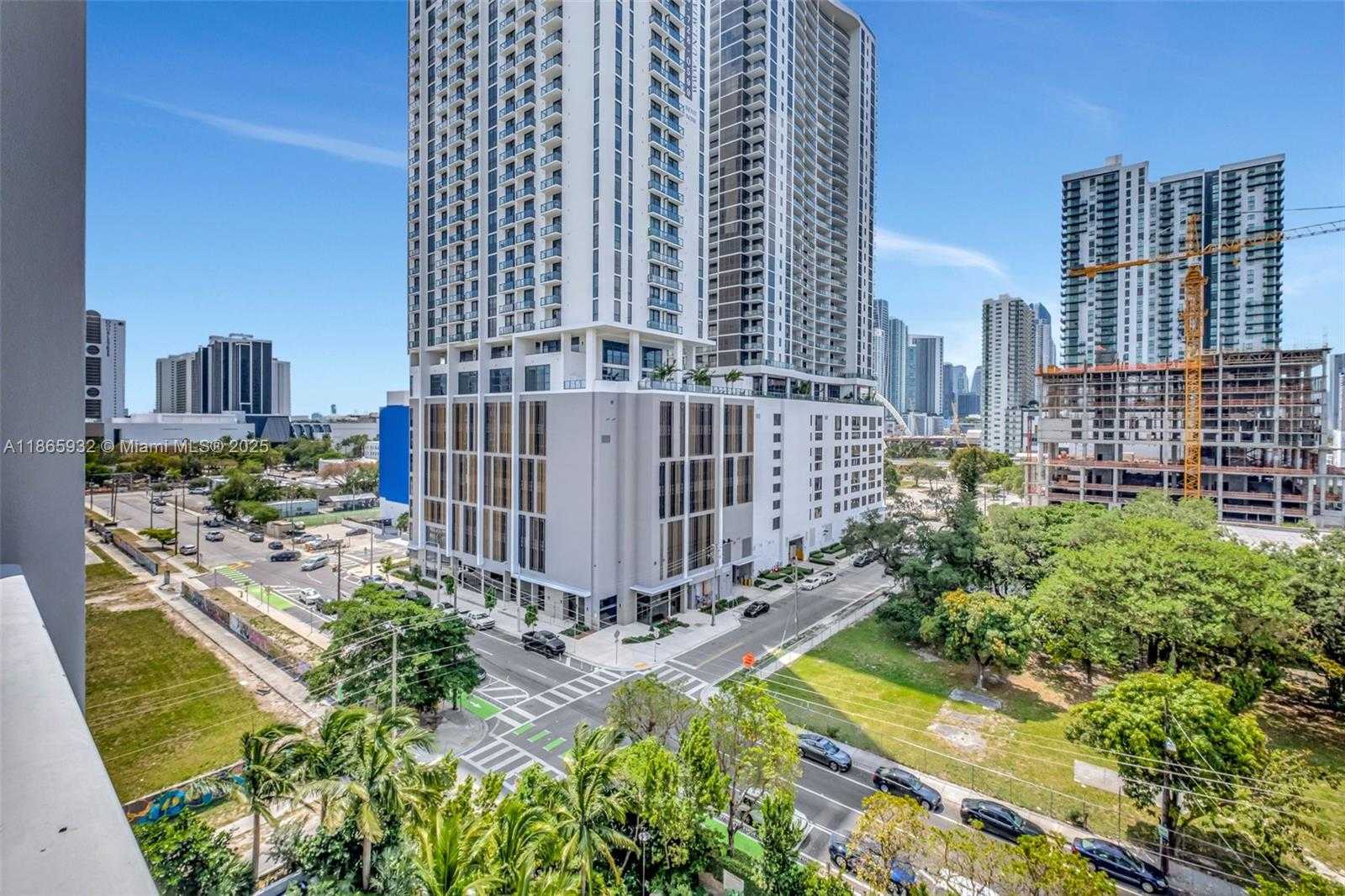 Small Image of 1749 NORTH EAST MIAMI CT #608, Miami Number 34