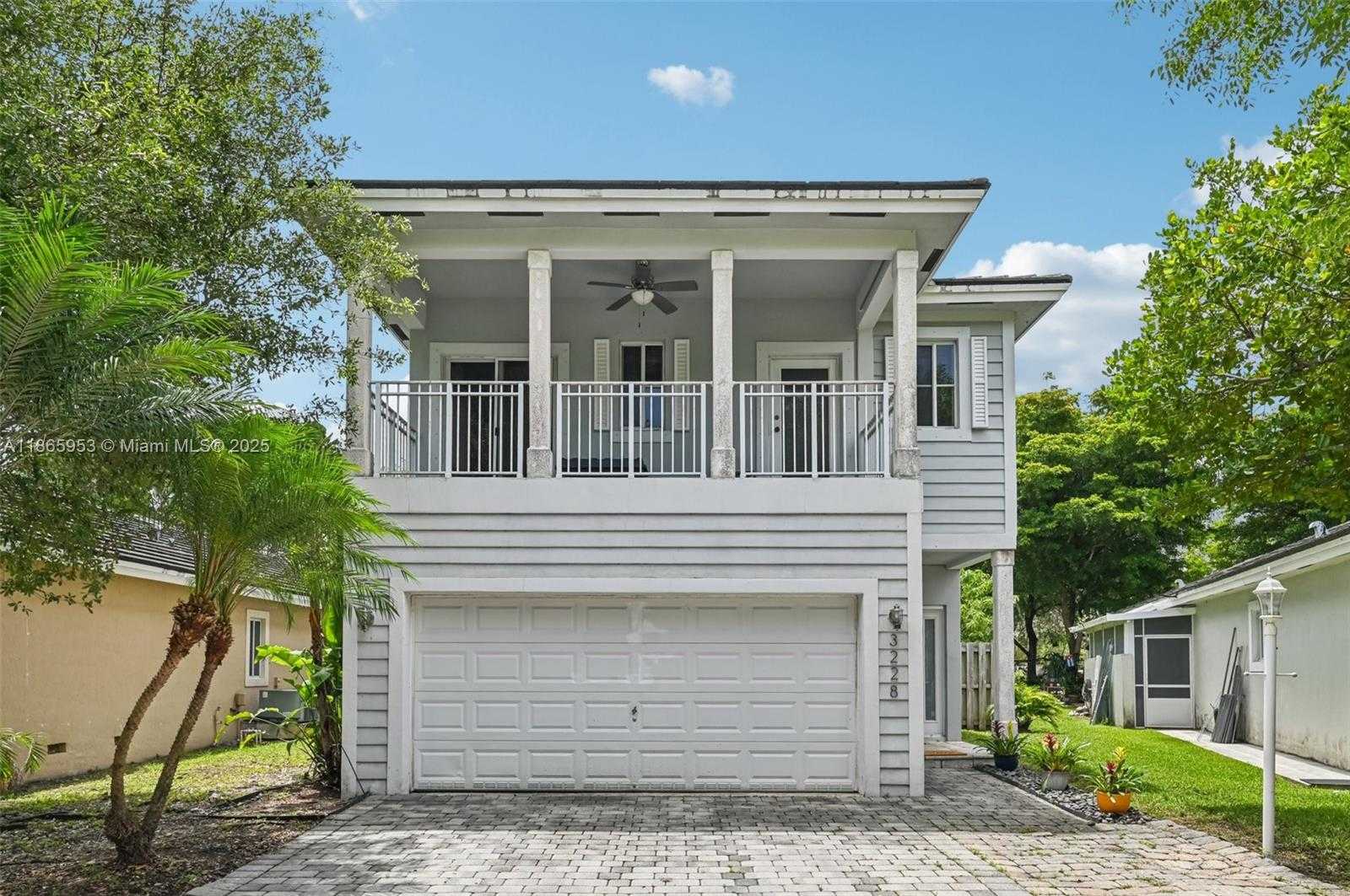 Small Image of 3228 SOUTH EAST 3RD DR, Homestead Number 2
