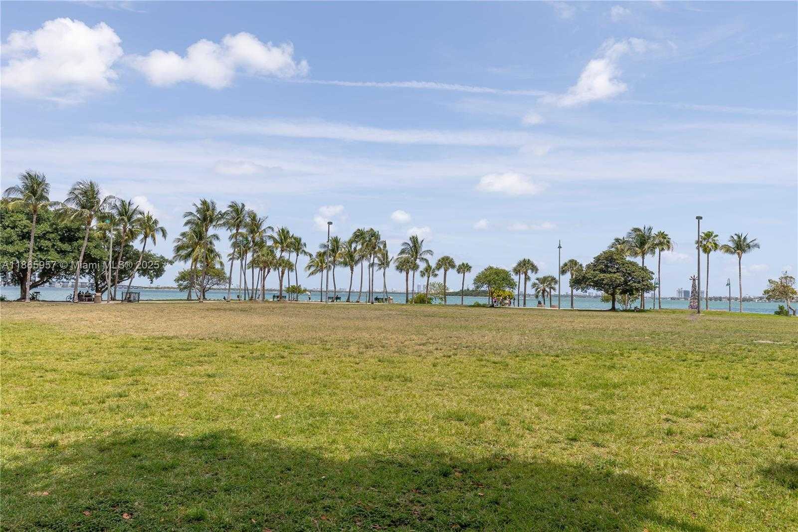 Small Image of 1900 NORTH BAYSHORE DR #1503, Miami Number 37