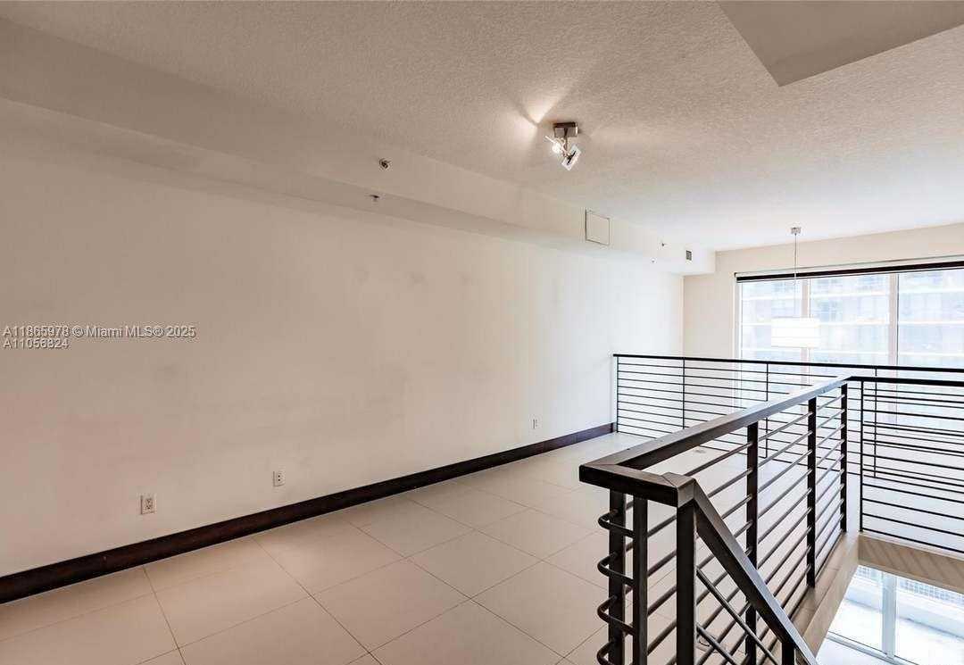 Small Image of 60 SOUTH WEST 13TH ST #2816, Miami Number 10
