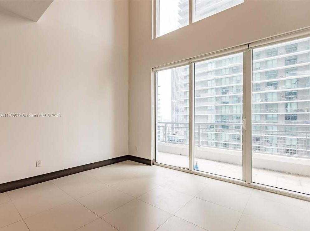 Small Image of 60 SOUTH WEST 13TH ST #2816, Miami Number 7