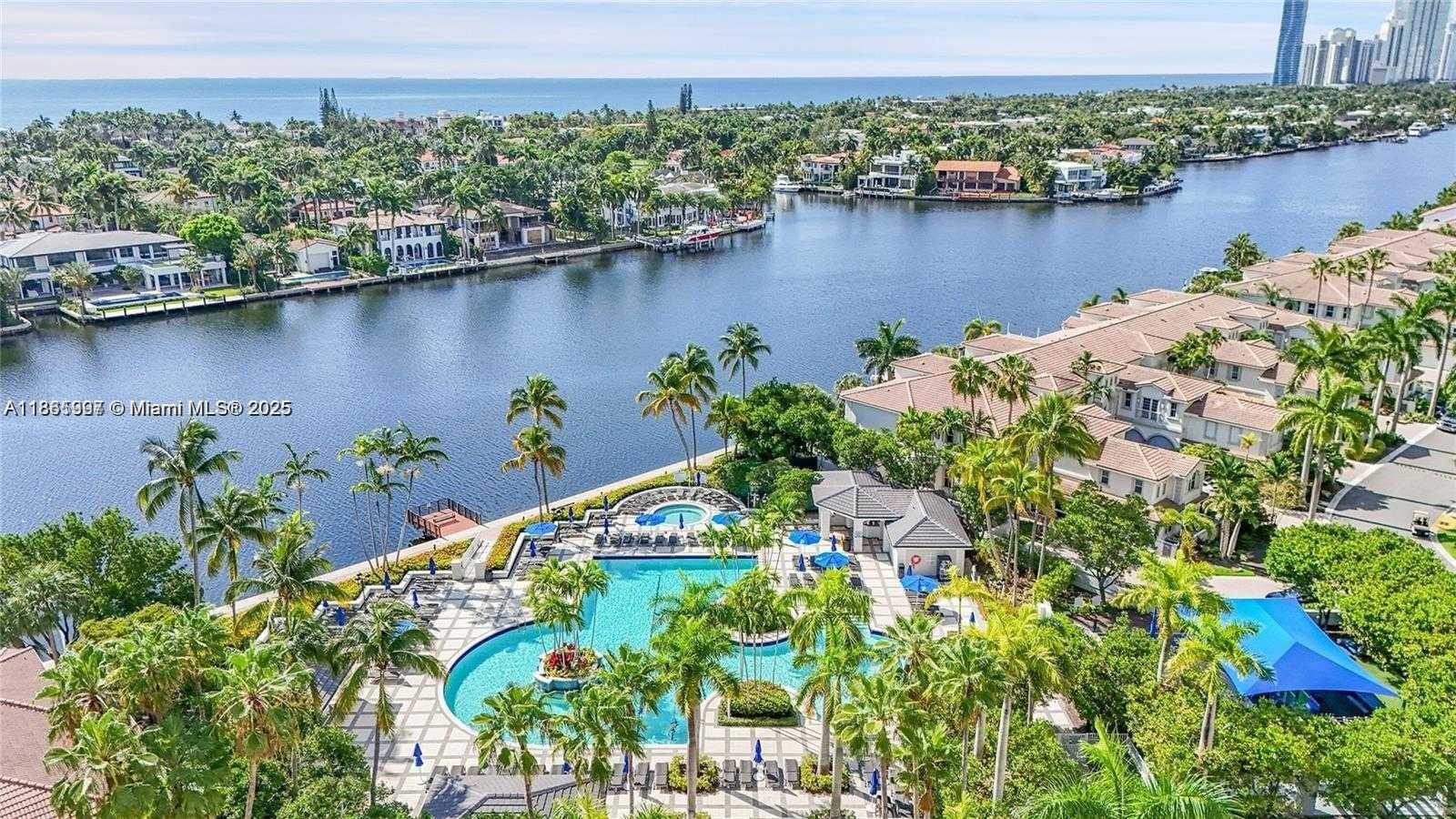 Small Image of 21150 POINT PL #1404, Aventura Number 2
