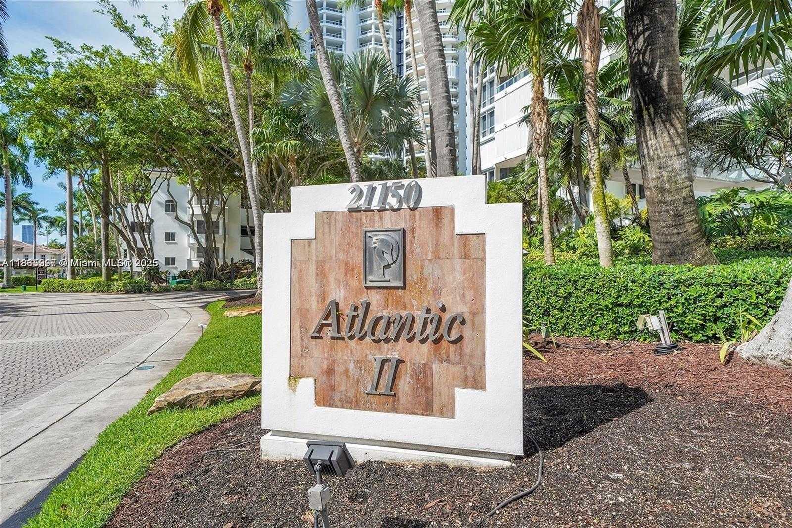 Small Image of 21150 POINT PL #1404, Aventura Number 22