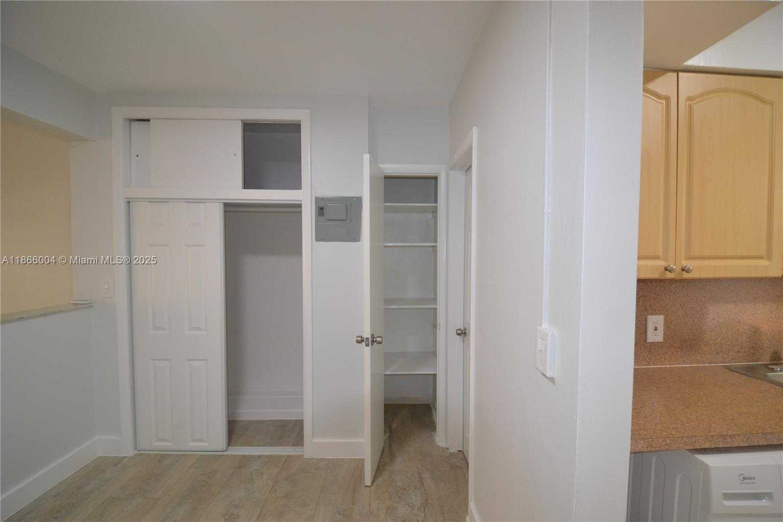 Small Image of 1231 PENNSYLVANIA AVE #5, Miami Beach Number 6