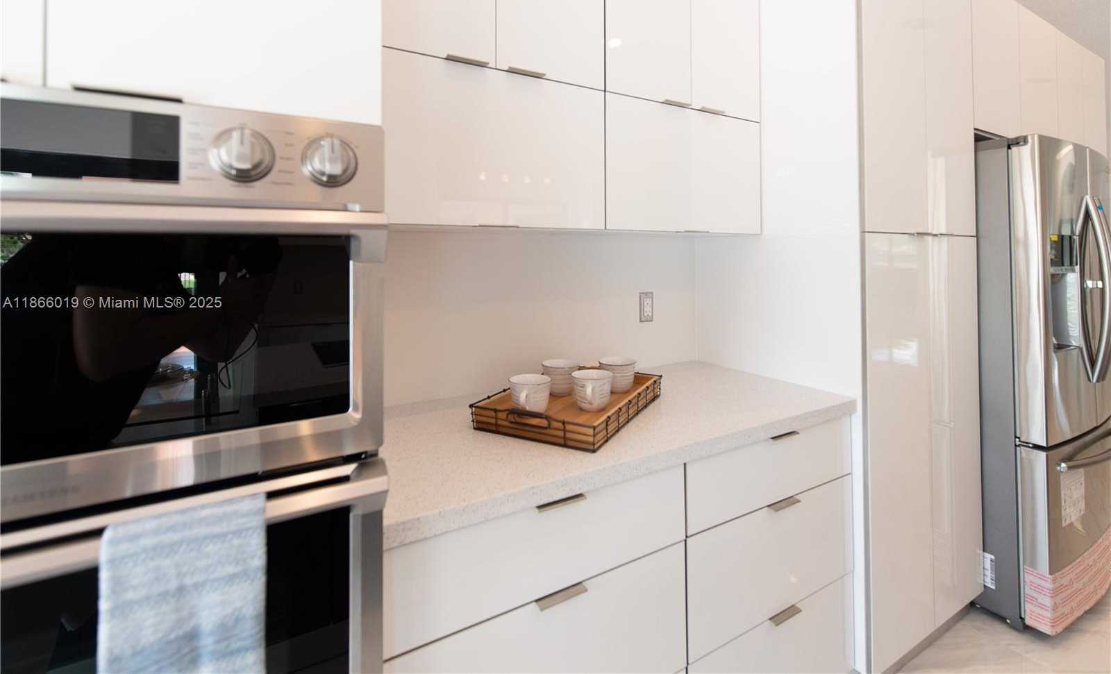 Small Image of 1300 DANBURY AVE, Davie Number 13
