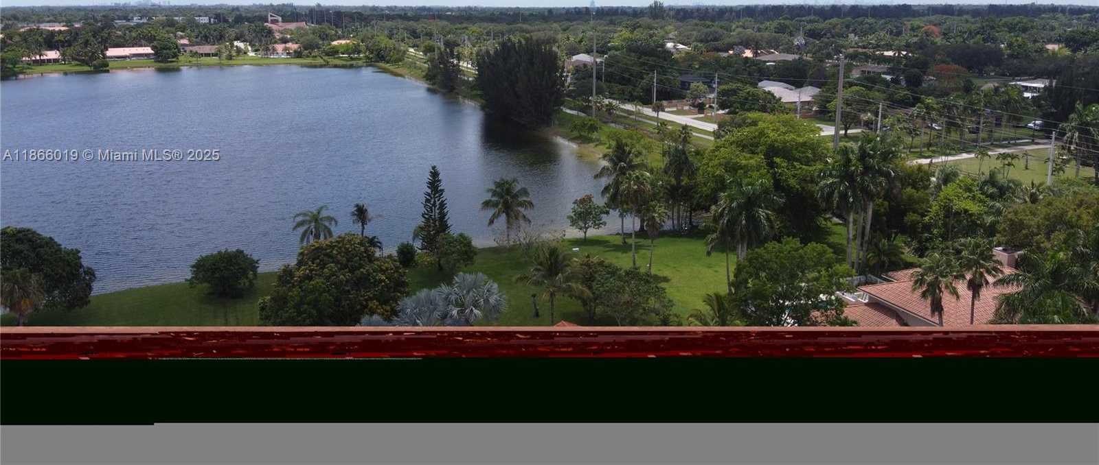 Small Image of 1300 DANBURY AVE, Davie Number 19