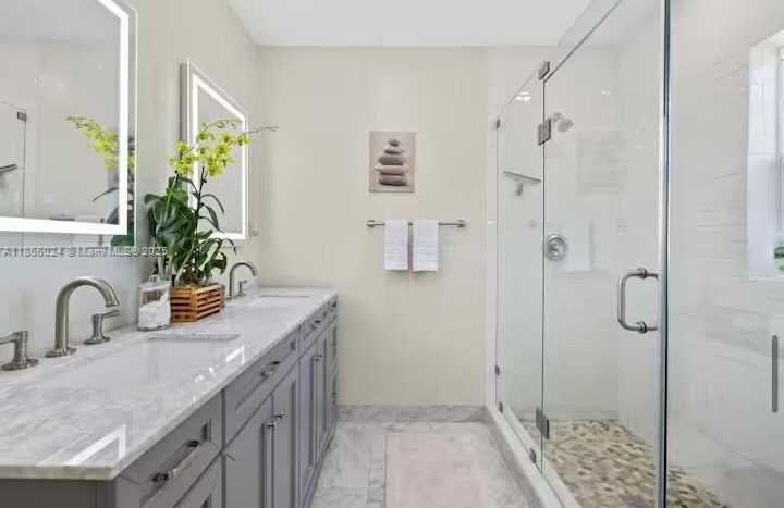 Small Image of 1509 NORTH 17TH AVE, Hollywood Number 23