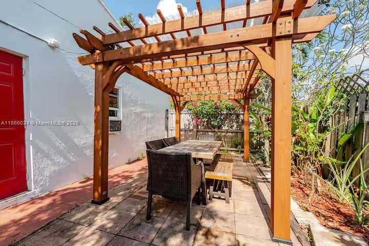 Small Image of 1509 NORTH 17TH AVE, Hollywood Number 34