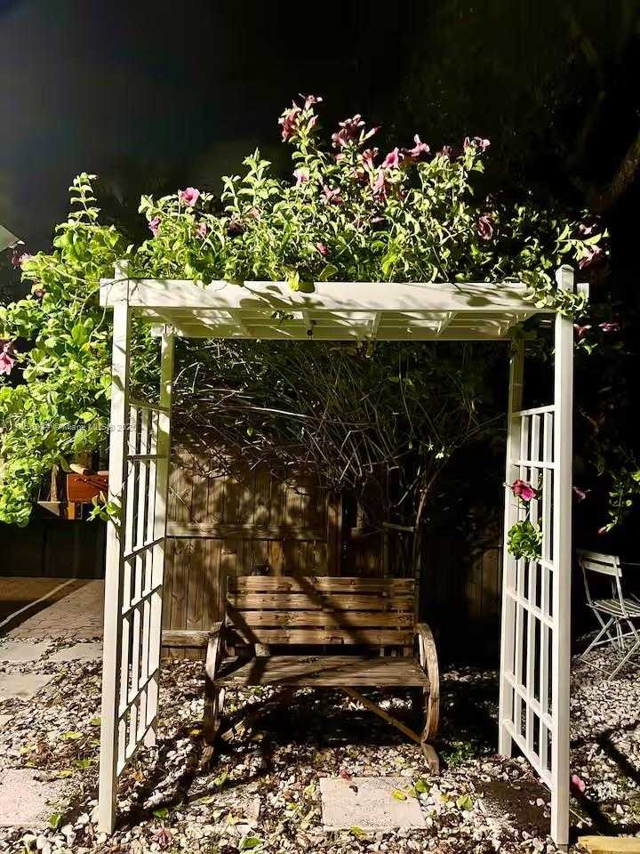 Small Image of 1509 NORTH 17TH AVE, Hollywood Number 38