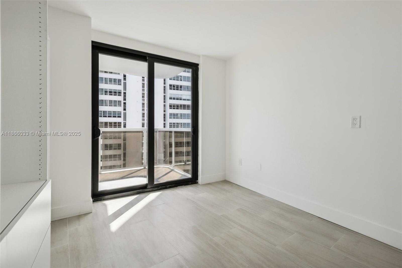 Small Image of 9 ISLAND AVE #1209, Miami Beach Number 17