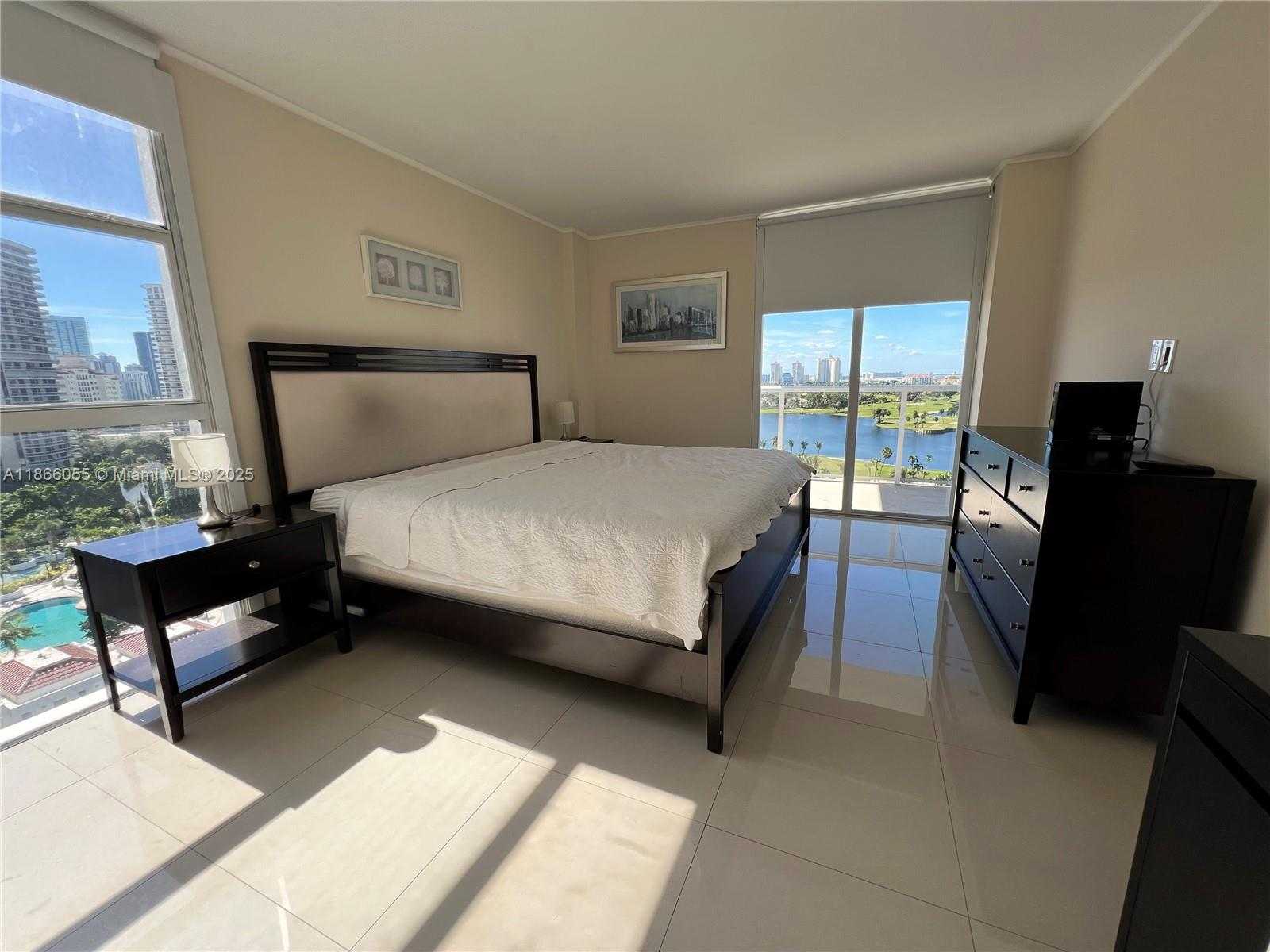 Small Image of 3731 NORTH COUNTRY CLUB DR #1424, Aventura Number 6