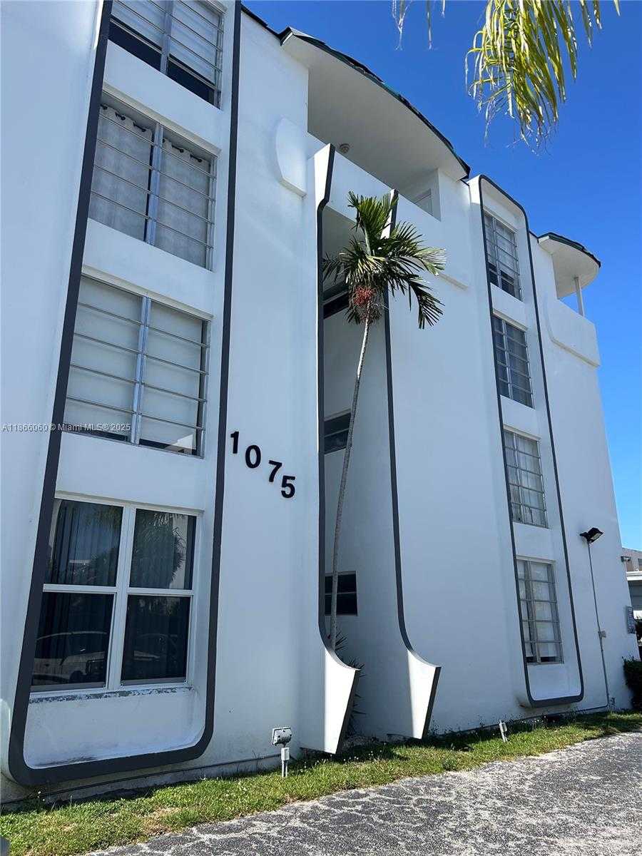 Small Image of 1075 93RD ST #106, Bay Harbor Islands Number 14