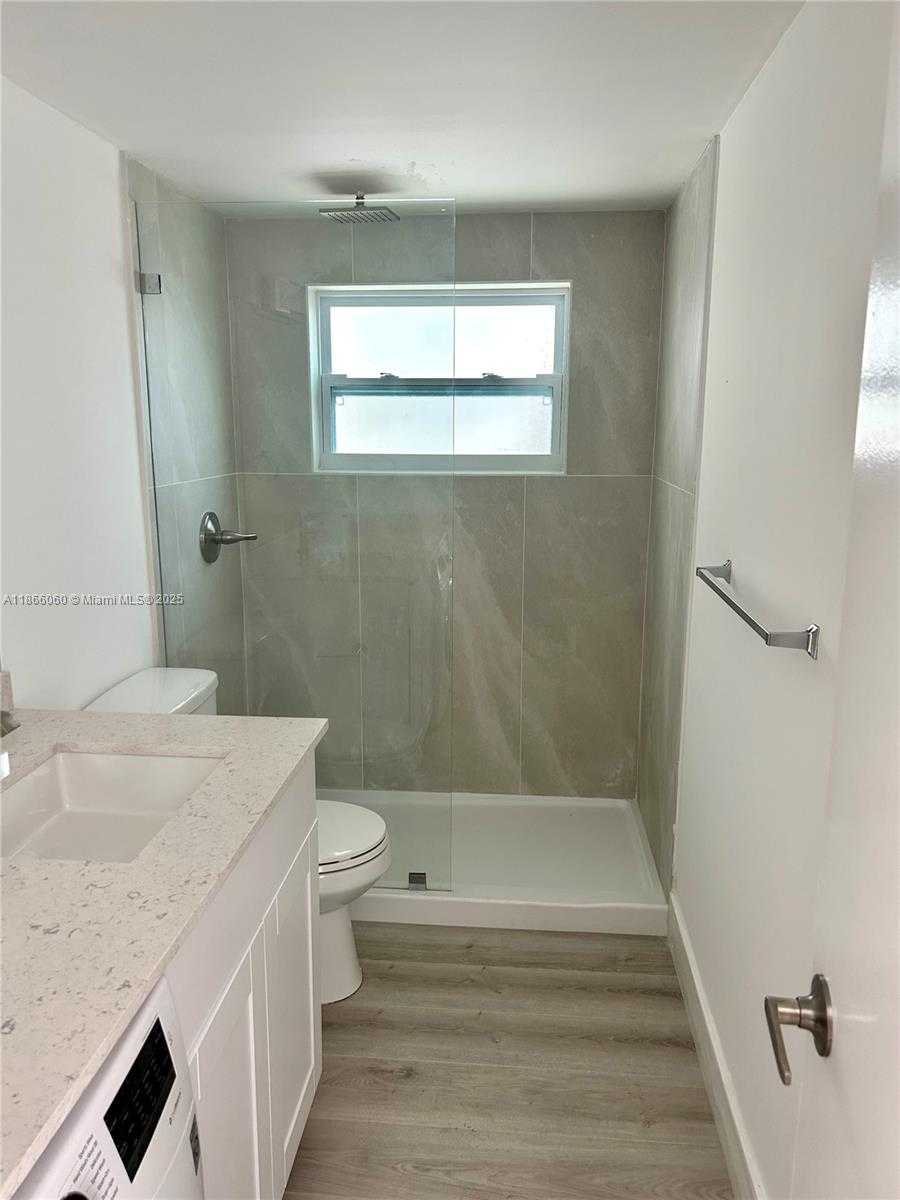 Small Image of 1075 93RD ST #106, Bay Harbor Islands Number 7