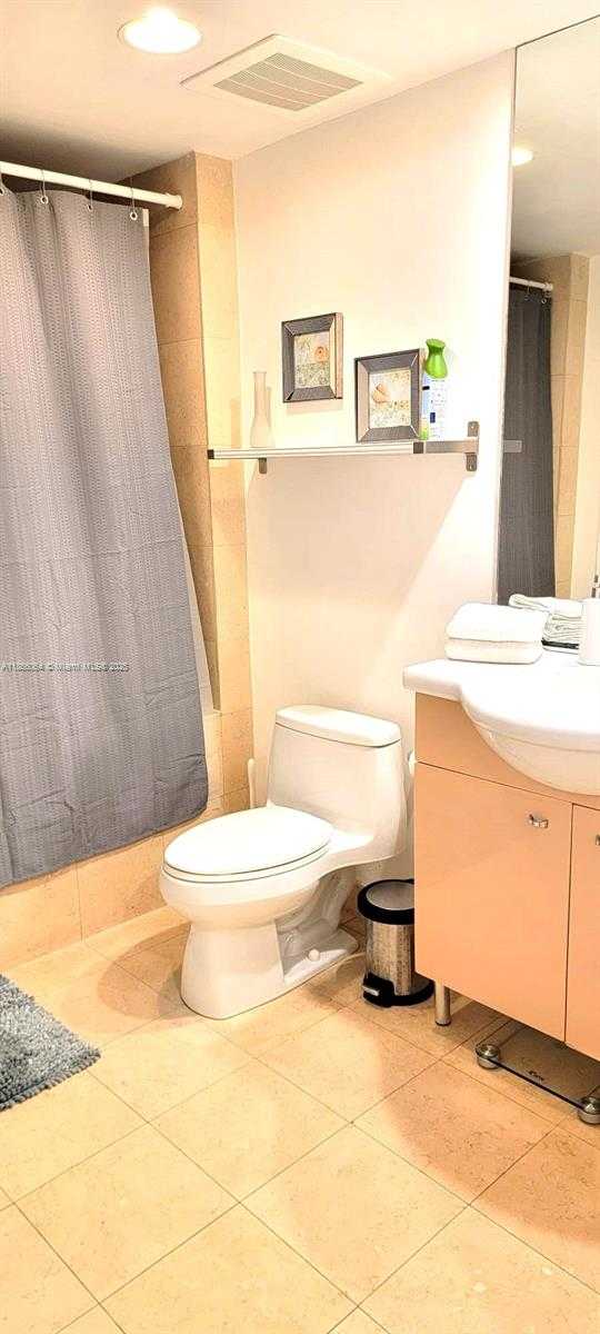 Small Image of 1830 SOUTH OCEAN DR #1507, Hallandale Beach Number 21