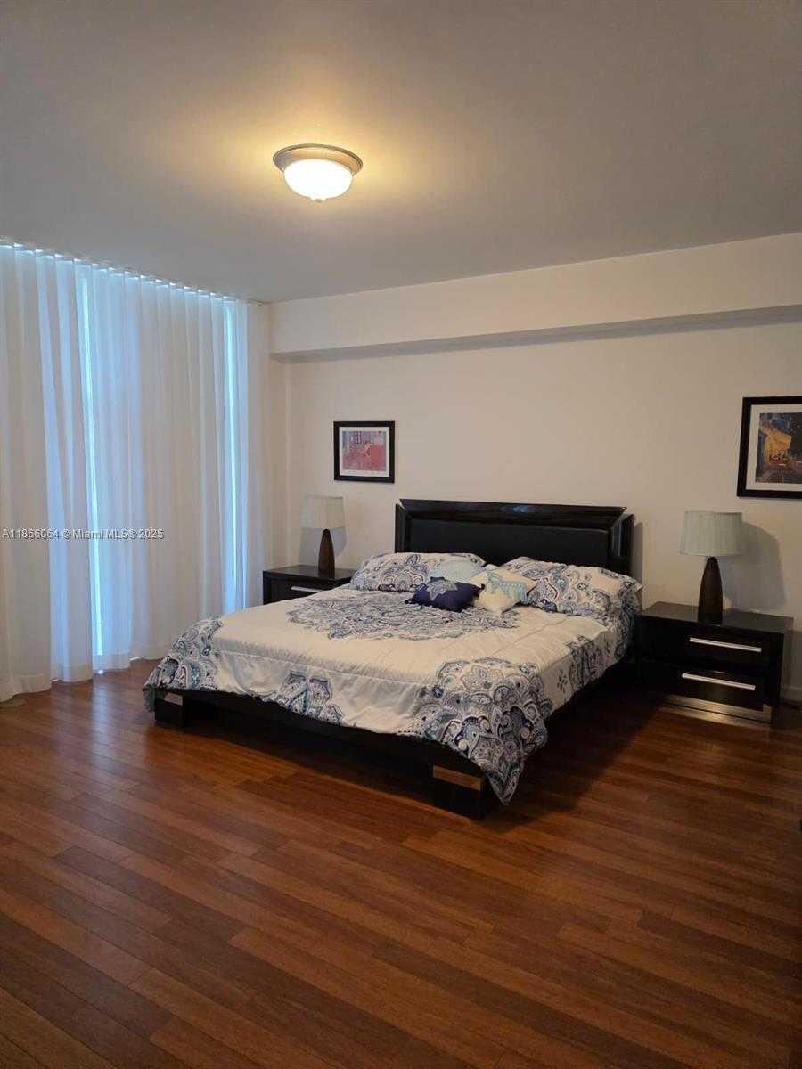 Small Image of 1830 SOUTH OCEAN DR #1507, Hallandale Beach Number 25
