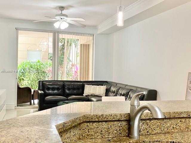 Small Image of 17100 NORTH BAY RD #1112, Sunny Isles Beach Number 14