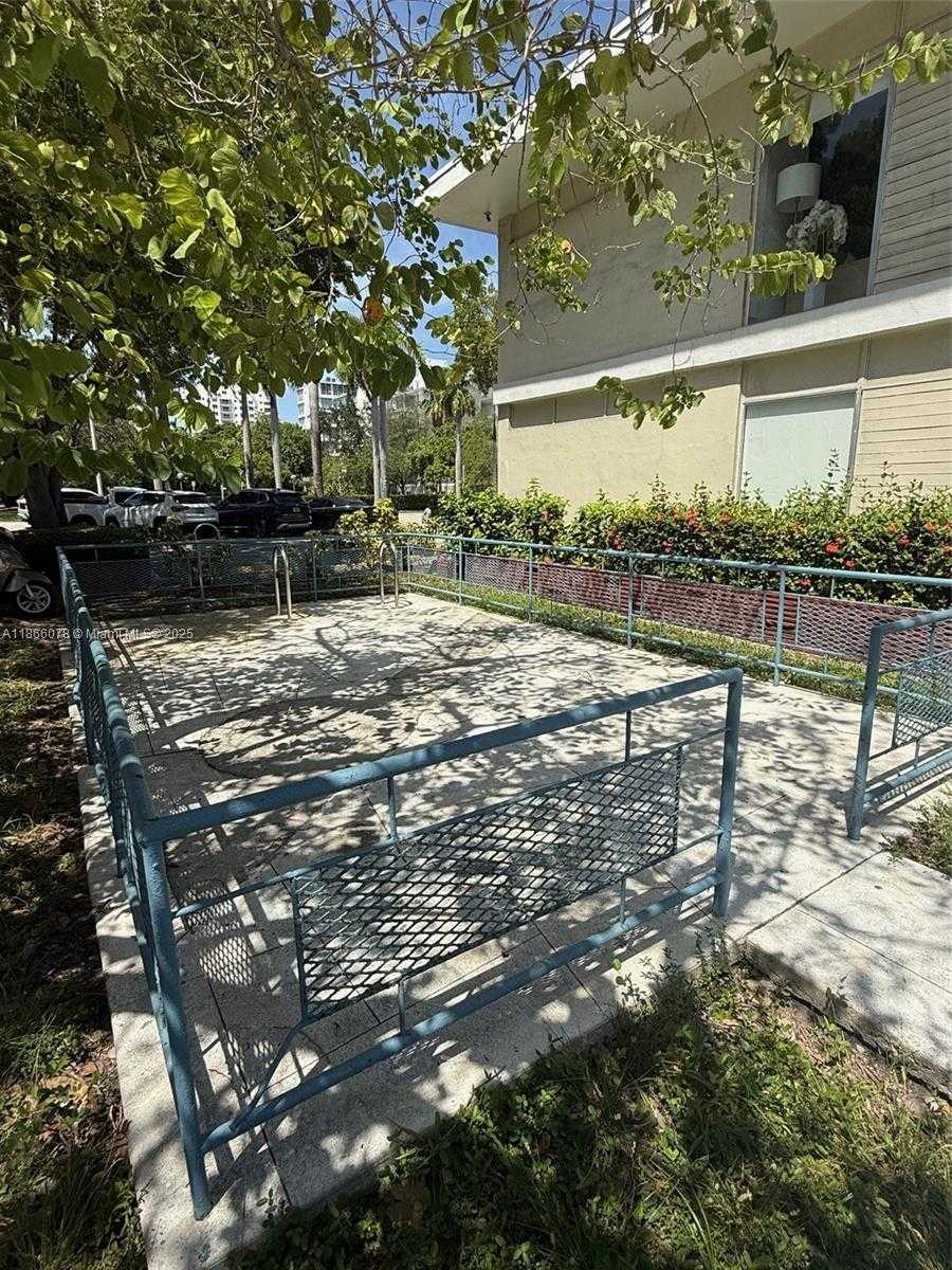 Small Image of 1685 JEFFERSON AVE #5, Miami Beach Number 11