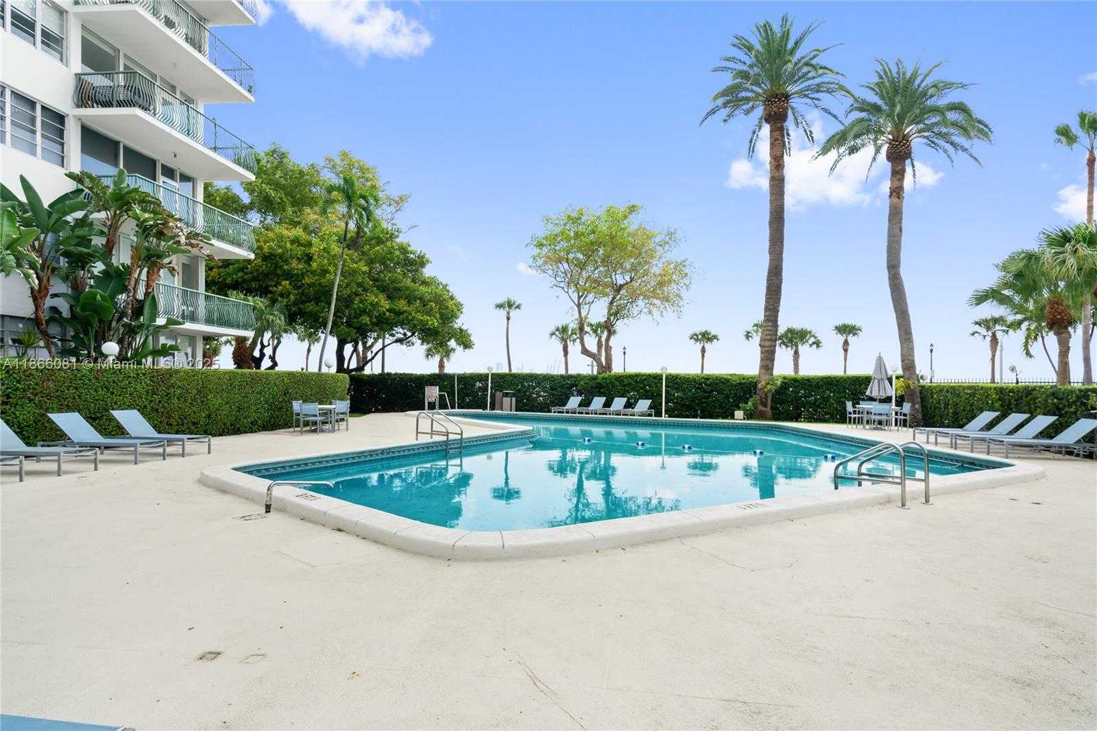Small Image of 1408 BRICKELL BAY DR #1106, Miami Number 42