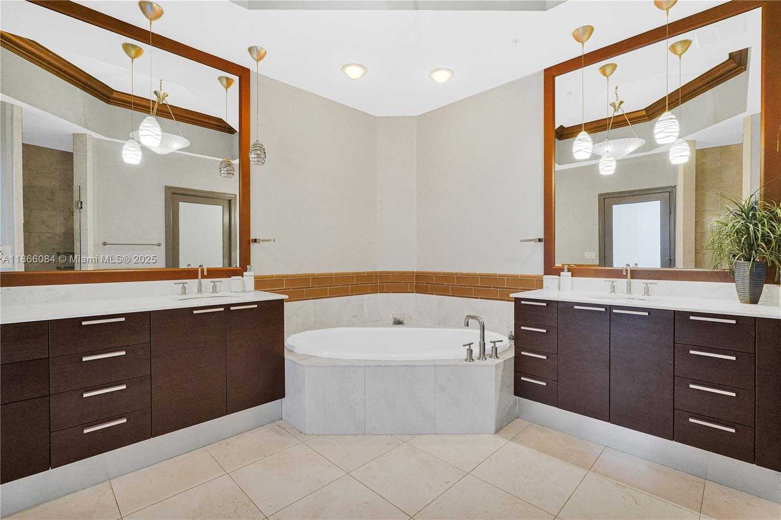 Small Image of 3535 SOUTH OCEAN DRIVE #2606, Hollywood Number 8