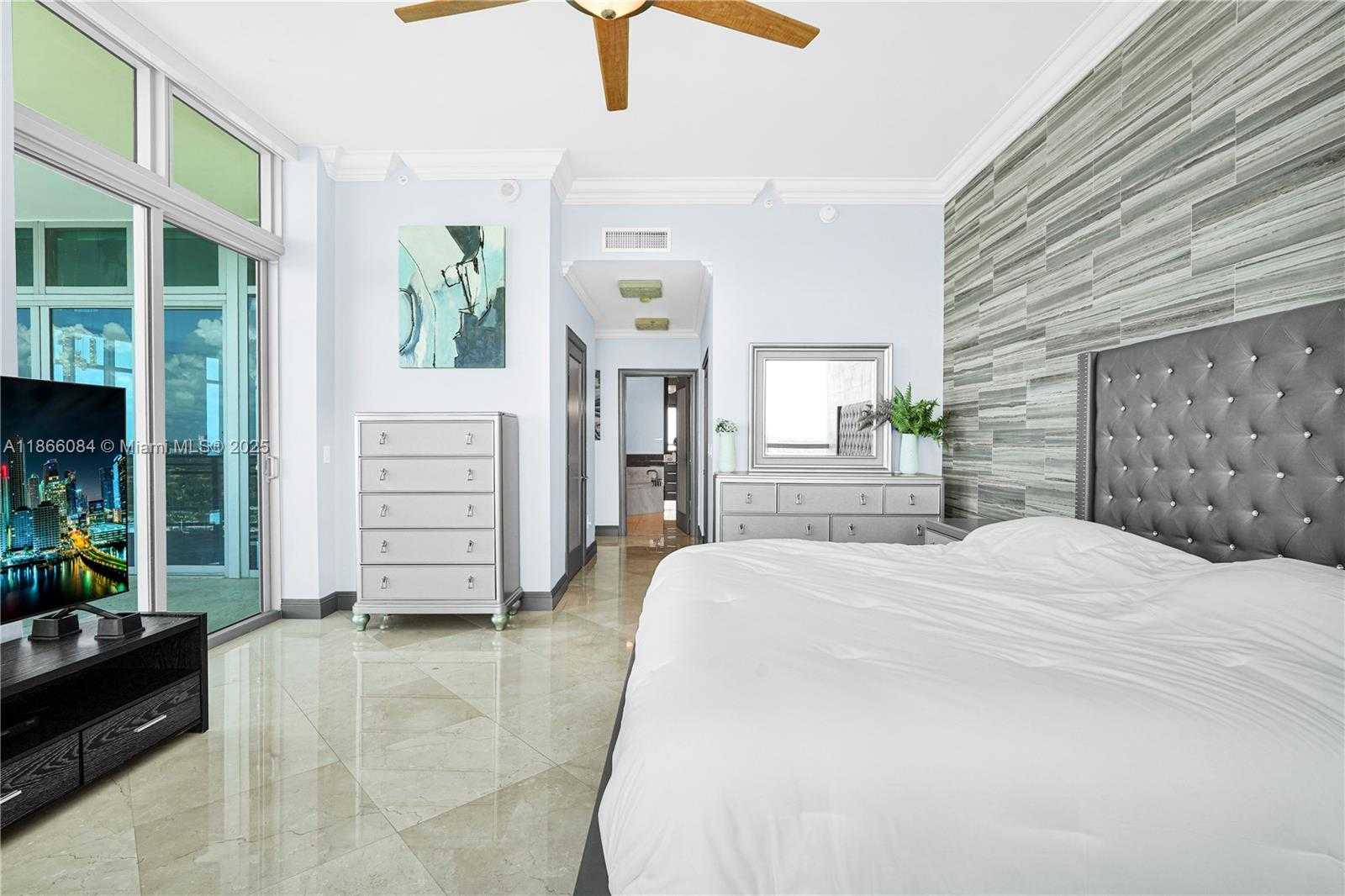Small Image of 3535 SOUTH OCEAN DRIVE #2606, Hollywood Number 9