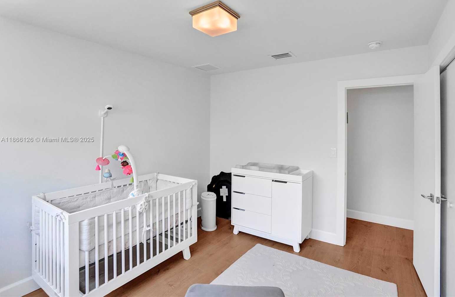 Small Image of 2055 NORTH EAST 202ND ST, Miami Number 29