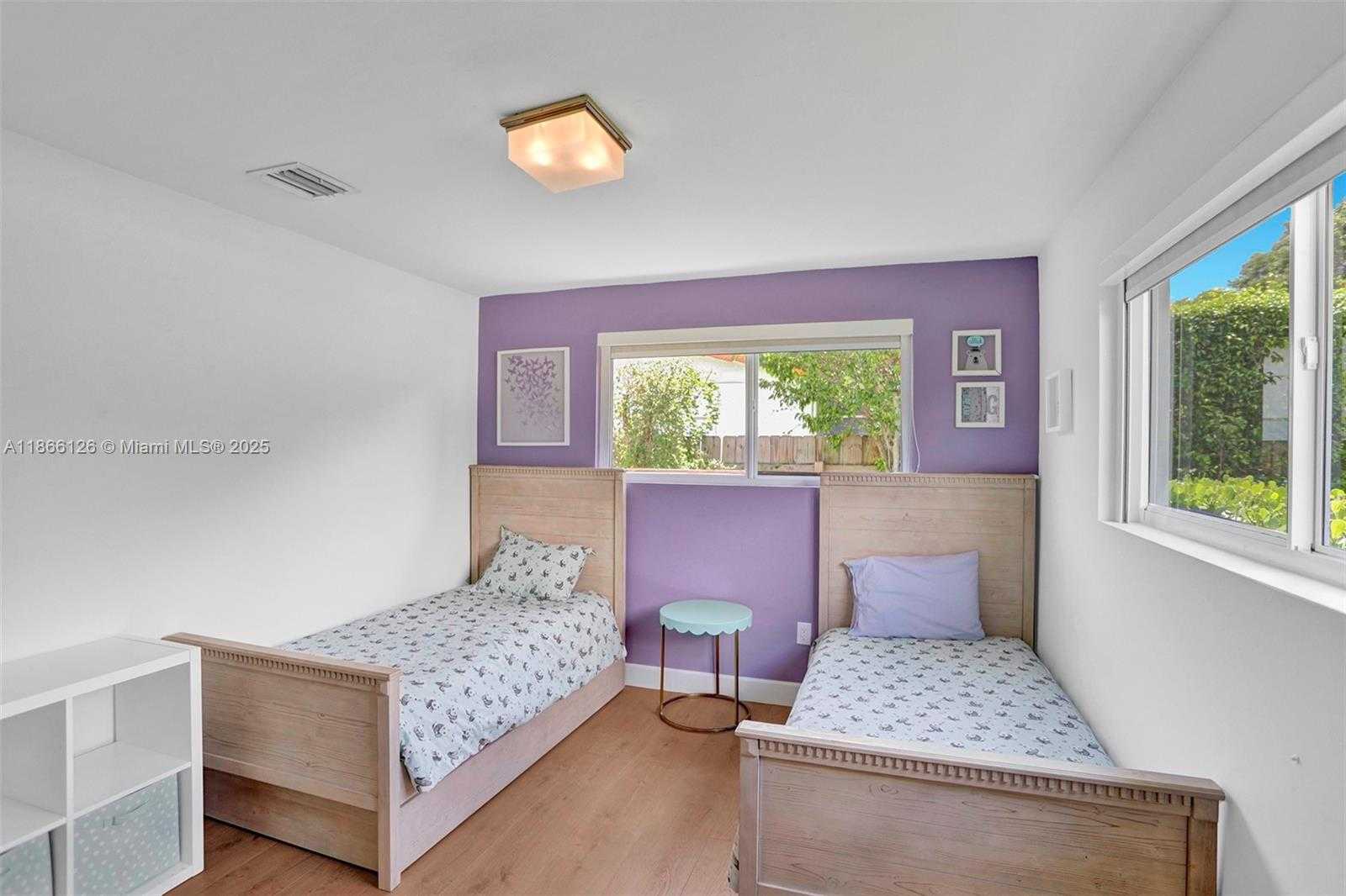 Small Image of 2055 NORTH EAST 202ND ST, Miami Number 33