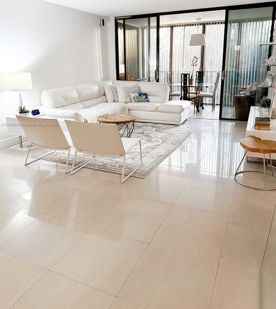 Small Image of 9735 NORTH WEST 52ND ST #315, Doral Number 6