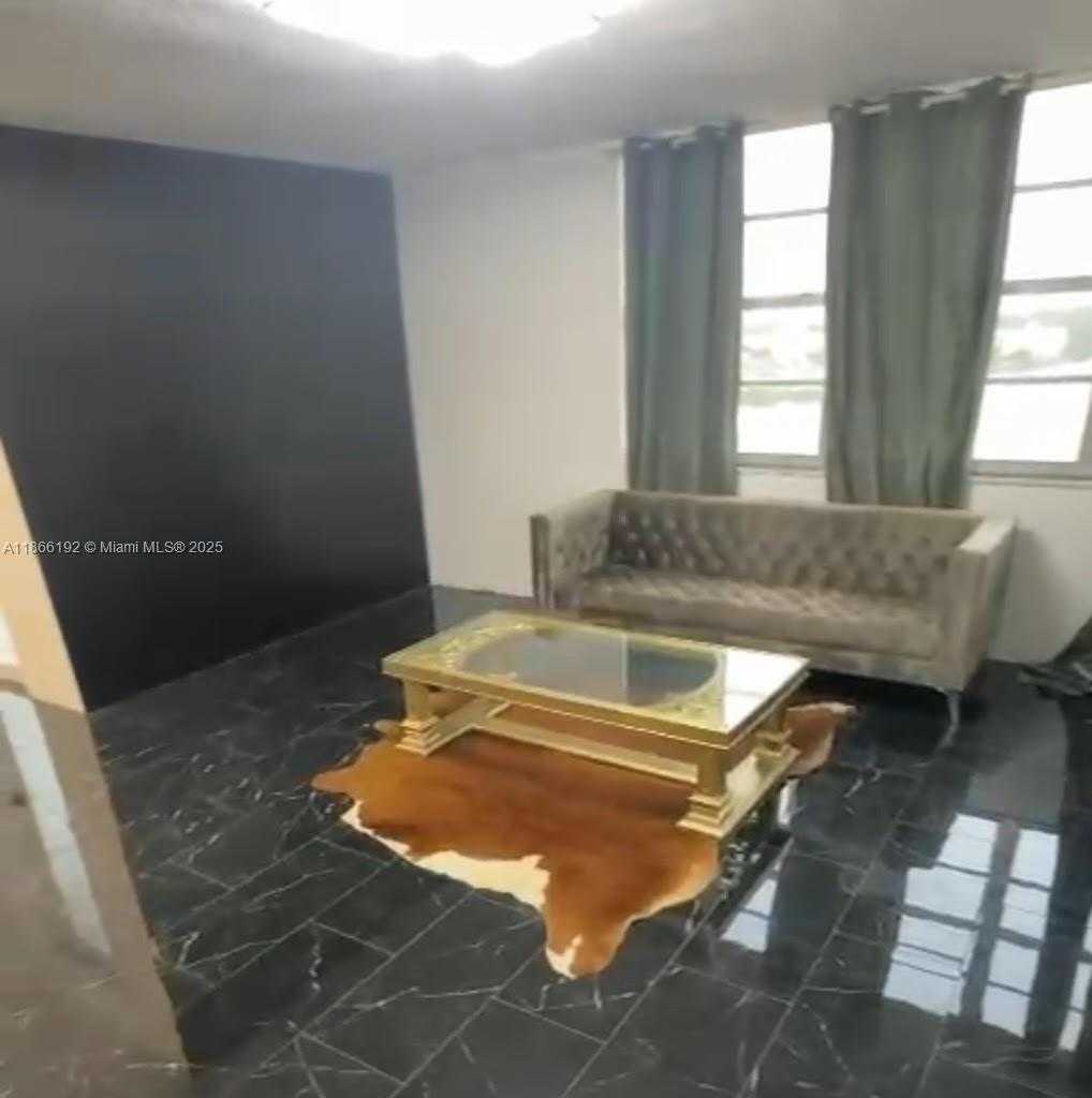 Small Image of 1351 NORTH EAST MIAMI GARDENS DR #1506E, Miami Number 4