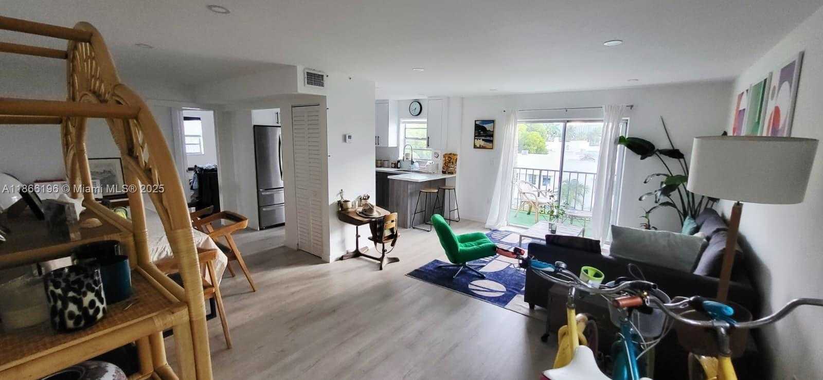 Small Image of 1605 MERIDIAN AVE #401, Miami Beach Number 6