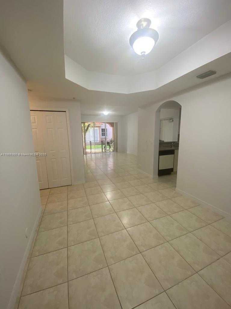 Small Image of 6380 NORTH WEST 114TH AVE #304, Doral Number 16