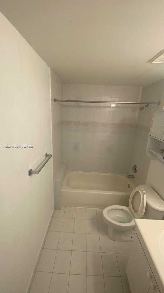 Small Image of 6380 NORTH WEST 114TH AVE #304, Doral Number 28